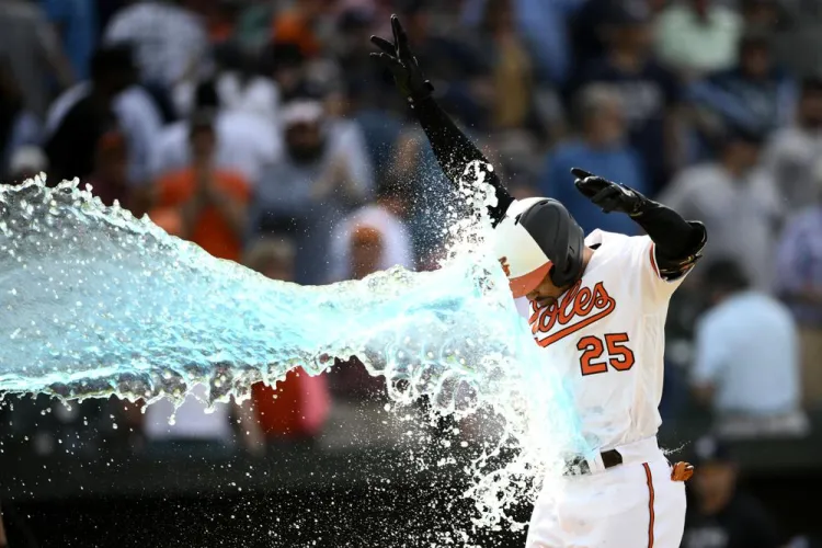 Orioles frenan mala racha