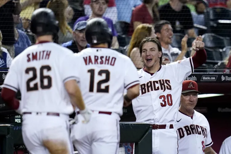 Diamondbacks castigan a Greinke