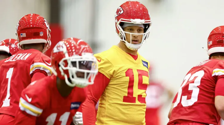 Mahomes advierte a defensivas