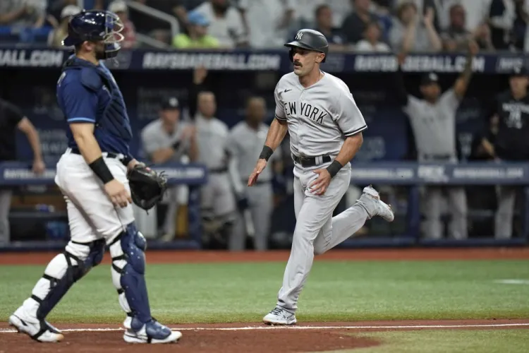 Yanquis supera a Rays