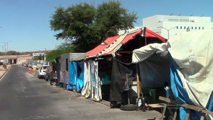 Reubicarán a vendedores ambulantes