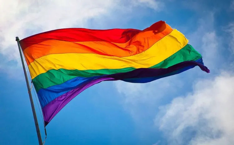 Izan bandera del orgullo gay