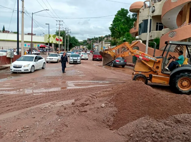 Exponen funcionarios estrategias ante llegada de temporada de lluvias