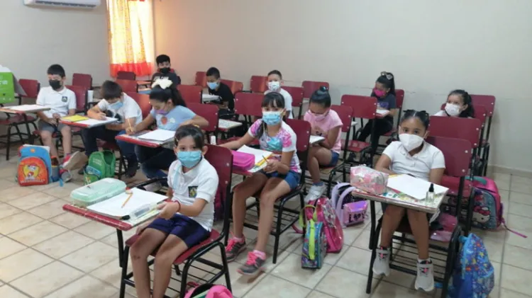 Reanudan clases presenciales en escuelas de Puerto Libertad