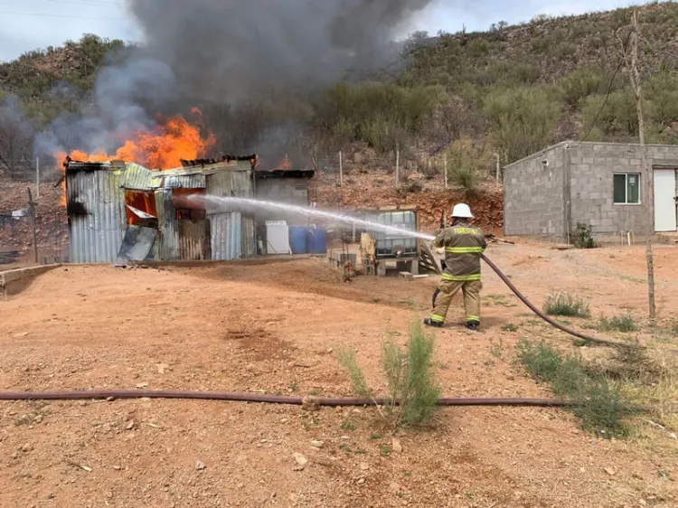 Familia de Magdalena pierde todo en incendio