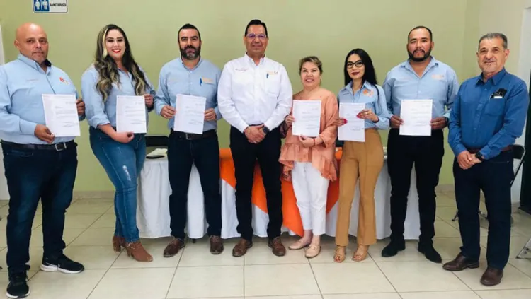 Reestructuran Región VIII de Sección 54 del SNTE en Nogales