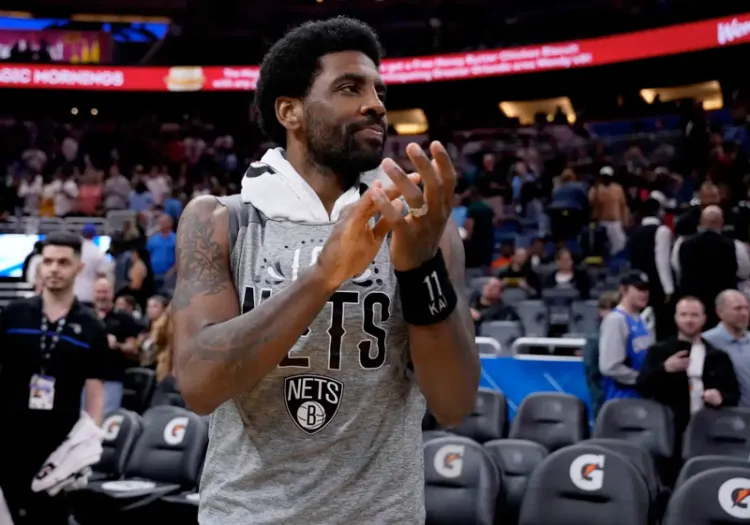 Irving seguirá en Nets