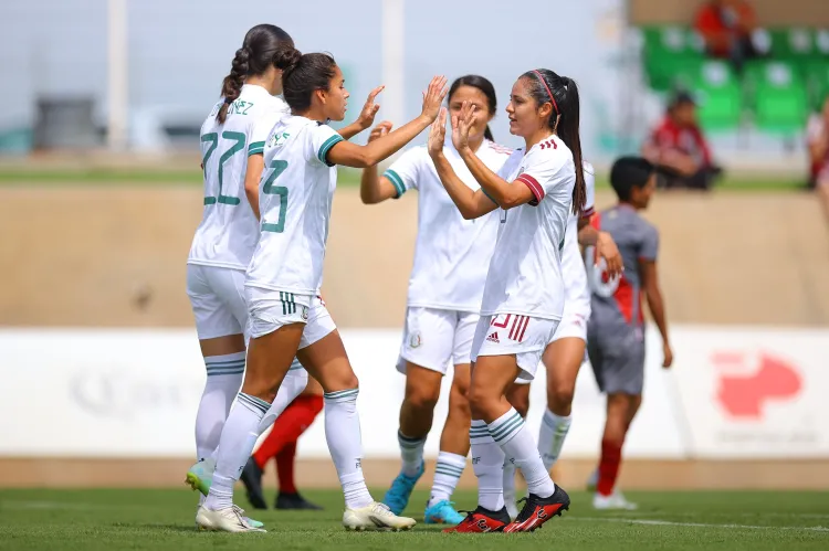 México repite goleada