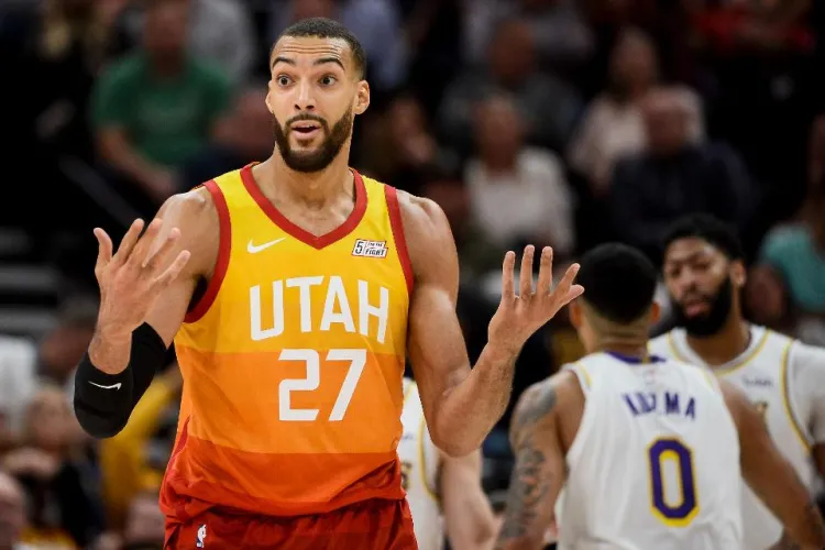 Gobert pasa a los Wolves