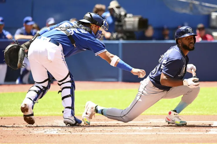 Rally da victoria a los Rays