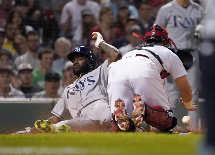 Kiermaier produce cuatro al ganar Rays