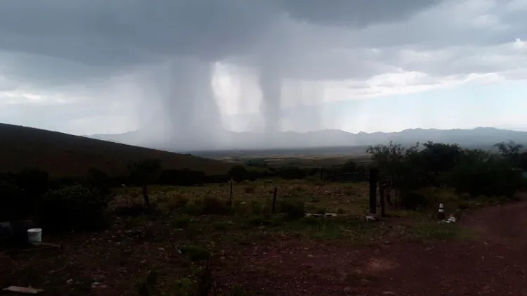 Azota tromba a la frontera de Naco