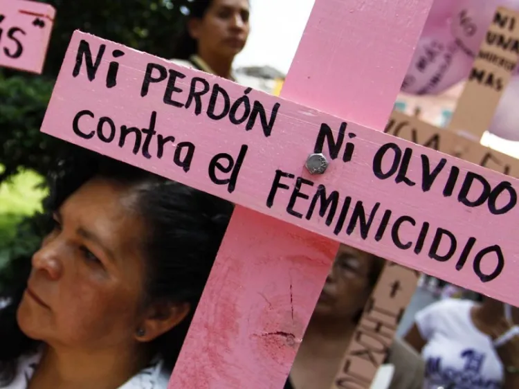 Crisis de violencia y feminicidios, culpa del neoliberalismo: AMLO