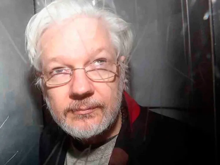 Ofrece AMLO ‘protección y asilo’ a Assange