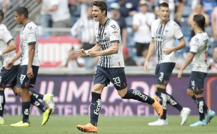 Rayados mantiene liderato