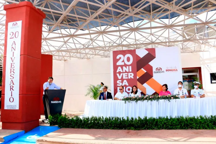 Celebra Isssteson 20 años de la apertura de clínica en Guaymas