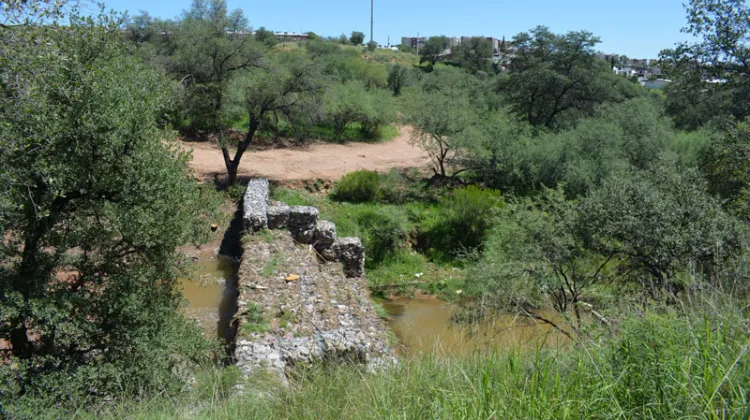 Desazolve de represos disminuye la fuerza en las aguas de lluvia