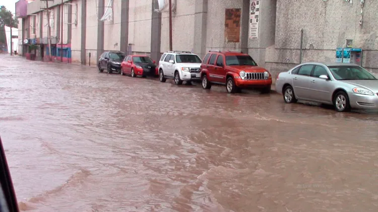 Caos en la Obregón por lluvias