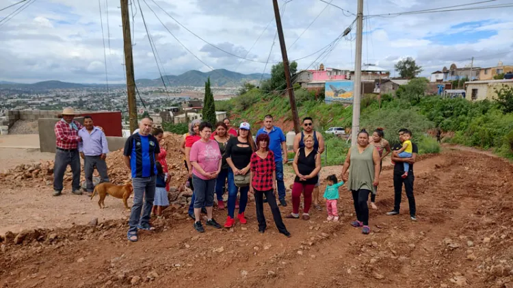 Responden a exigencia de rehabilitación de calle