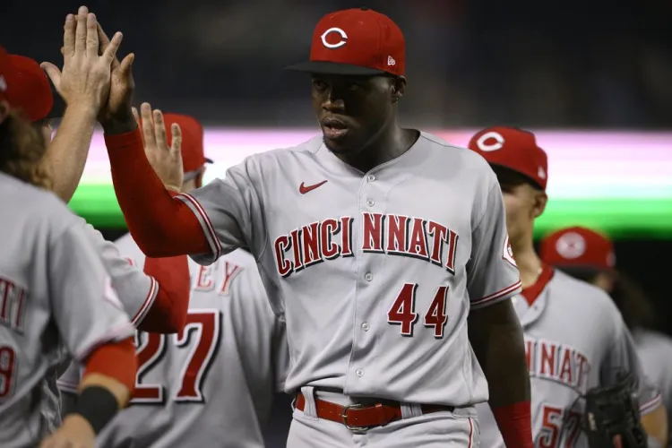 Rojos vence a los Nats