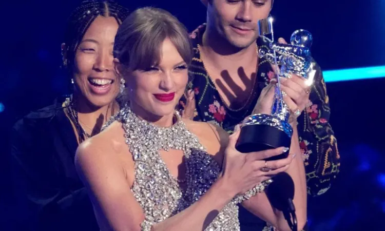 Taylor Swift se impone en los MTV Video Music Awards