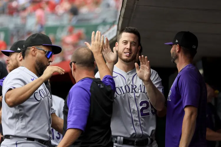 Rockies vence a los Rojos