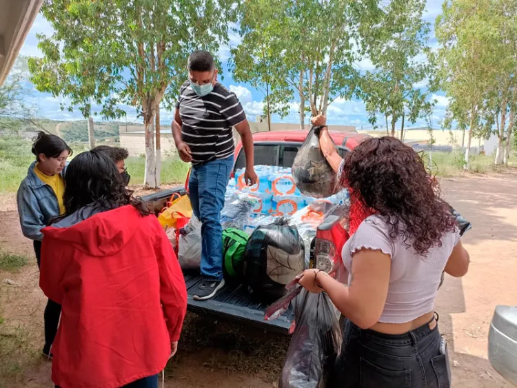 Canalizan víveres para Guaymas y Empalme