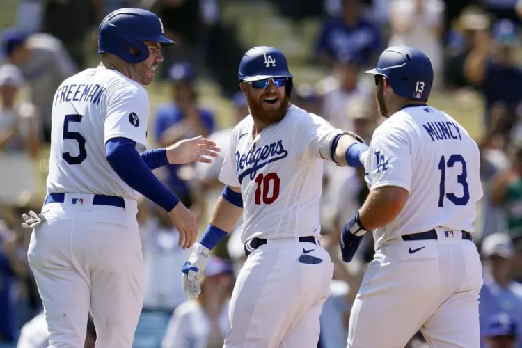 Dodgers bajan número mágico