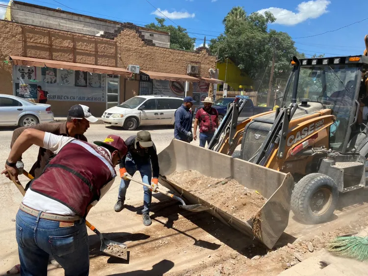 Limpian calles de Nogales