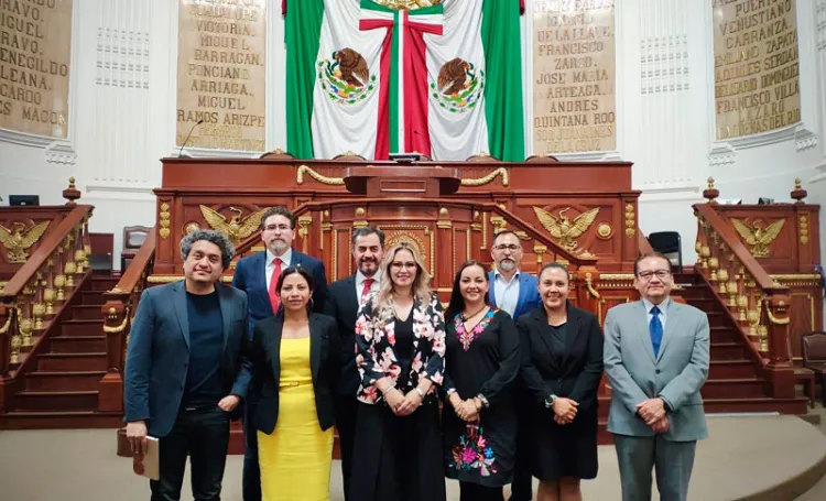 Representa Azalia Guevara a Sonora en foro