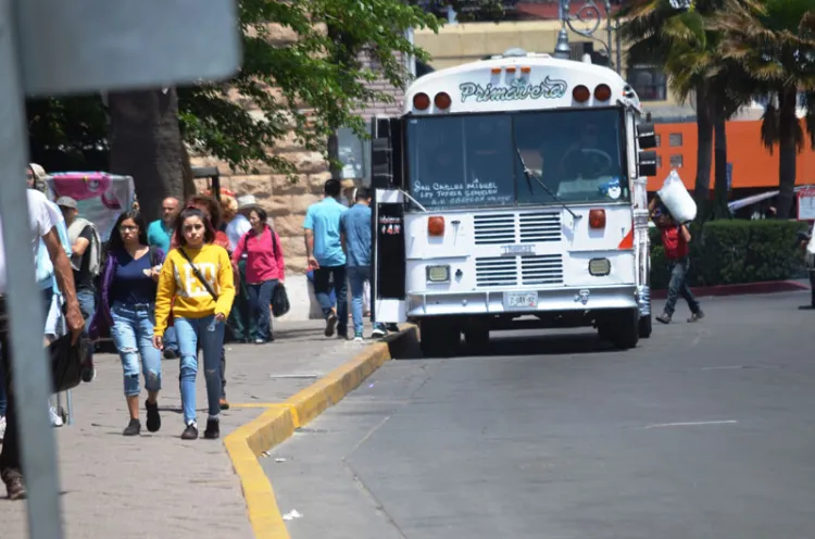 Proponen taxis y especializados para traslado de estudiantes