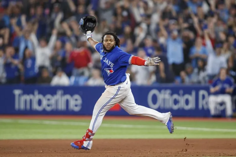 Guerrero Jr da gane a los Azulejos