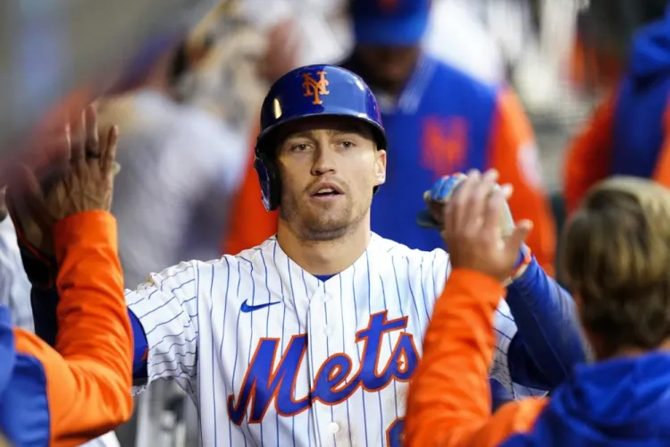 Mets presionan a Bravos