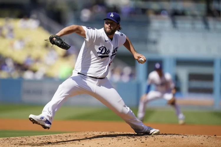 Kershaw domina a los Rockies