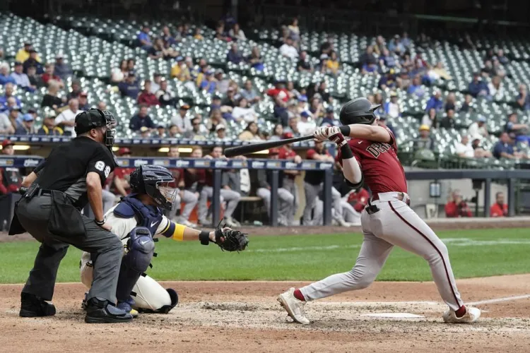 Diamondbacks se despide con victoria