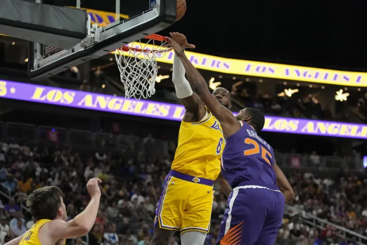 Soles pasan sobre Lakers