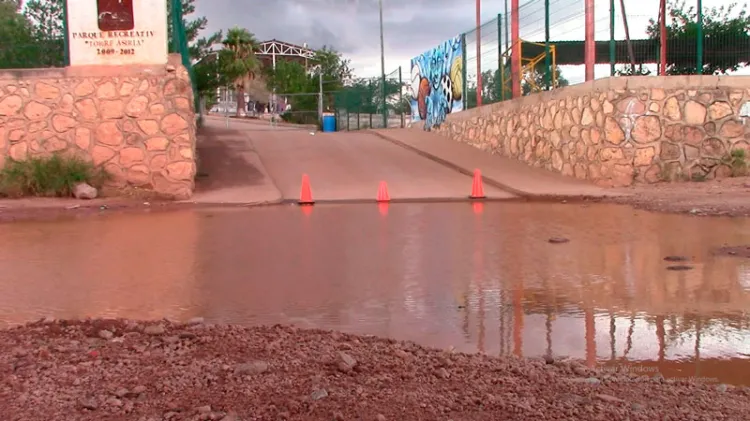 Sin atender laguna en entrada de primaria