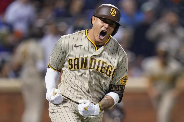 Padres castigan brazos de Mets