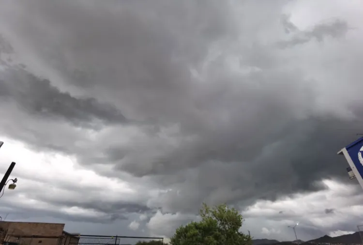 Pronostican lluvias para este sábado