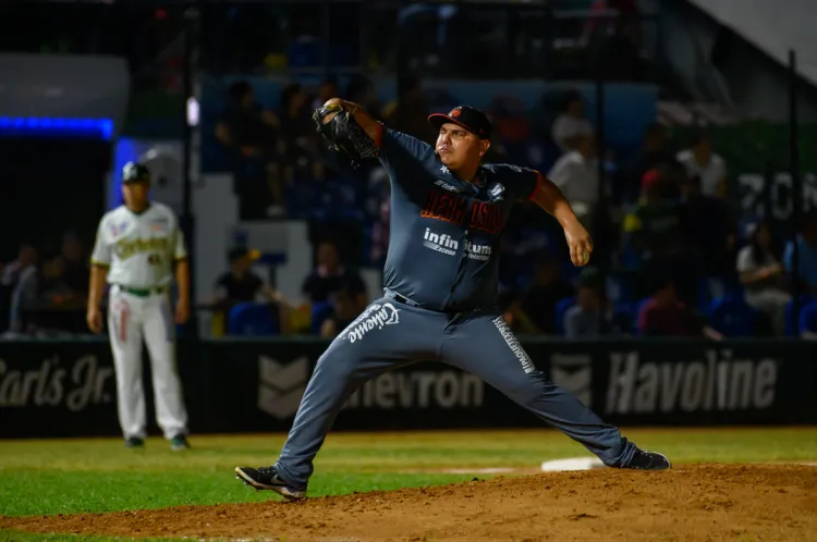 Naranjeros mantienen invicto