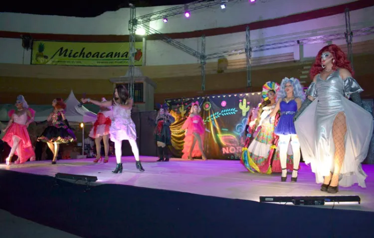 Realizan competencia “La Norteña del Drag”