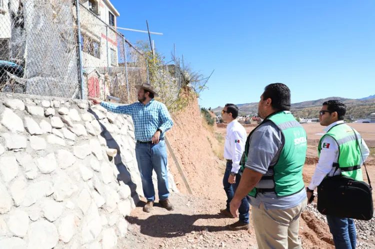 Ordenan a empresa la mitigación de daños en colonia Loma Linda