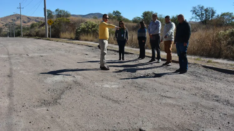 Concretan rehabilitación de acceso a la UTN