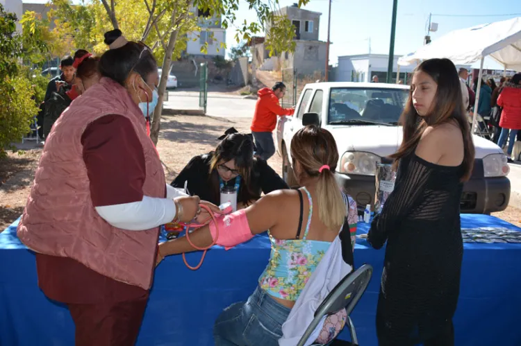 Llevan jornada integral de salud al sector poniente de Nogales