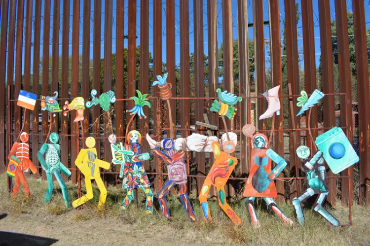 Paseo de la Humanidad e Hilera de la vida son patrimonio del arte fronterizo