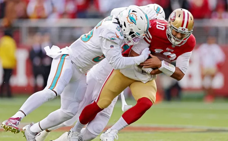 Volvería Garoppolo a playoffs