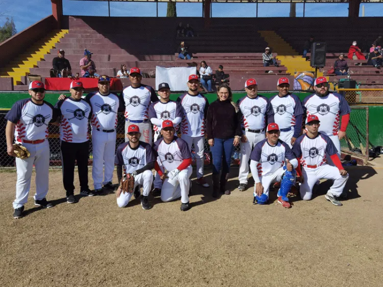 Celebran cuadrangular a beneficio