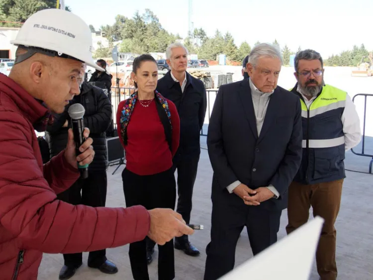 En un año vamos a estar subiéndonos al tren México-Toluca: López Obrador