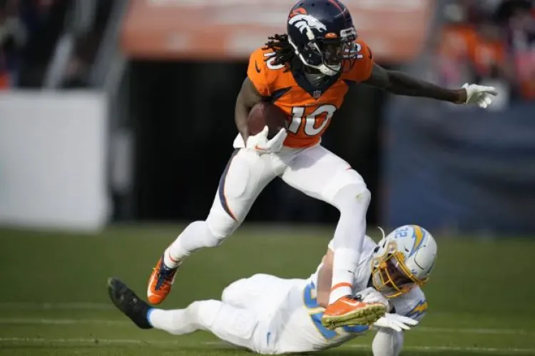 Broncos cierran con triunfo