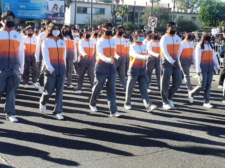 Atrasa violencia entrega de uniformes en Cajeme